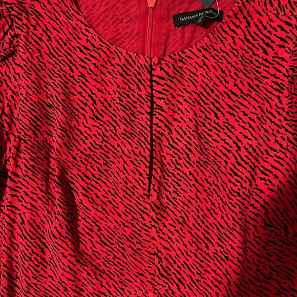 Banana Republic Keyhole Puff Sleeve Dress: new w/ tags; Size 10, Flattering fit - Picture 4 of 16